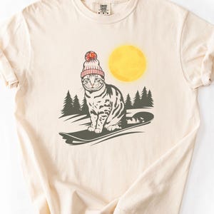 Cat on a Snowboard T-Shirt, Comfort Colors Shirt, Vintage Inspired Tee, Snowboarding, Mountains and Ski Tee