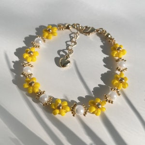 Sunset bracelet, Beaded Flower Bracelet, Handmade Beaded Necklaces, Yellow flower Bracelet, Beaded Bracelet, Holiday Gift
