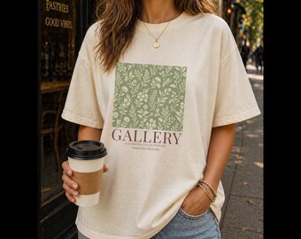 Koszula w kwiaty w kolorze szałwiowej zieleni, koszulka z motywem botanicznym w stylu vintage, koszula inspirowana Williamem Morrisem w stylu rustykalnym