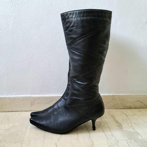 Vintage y2k leather kitten heel pointy boots