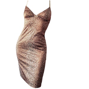 Vestido lencero vintage Y2K con estampado de leopardo de Dolce & Gabbana