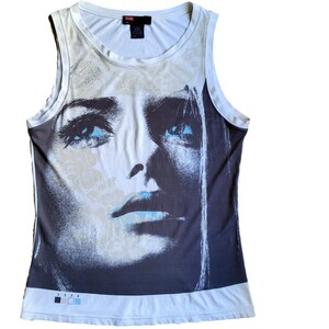Original y2k indie sleaze Tanktop von Tanktop mit grafischem Gesicht