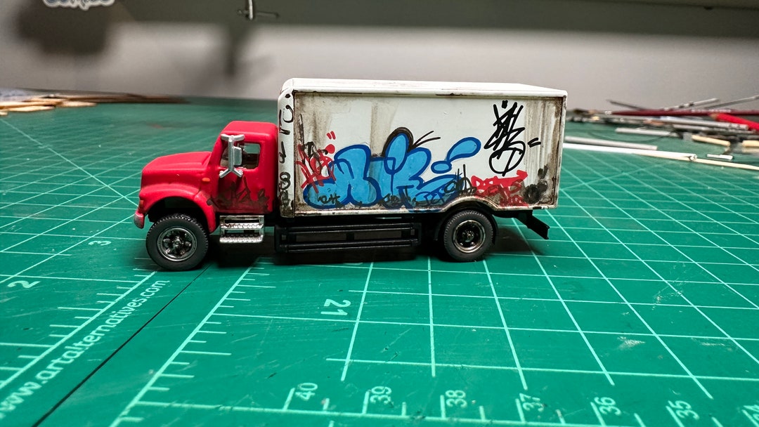 Custom Weathered HO Scale Box Truck 015 Etsy