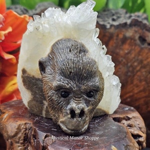 WOW! Amazing  Hand Carved Gorilla Crystal Quartz Cluster! Gift HandMade Sculpture, statue. monkey, primate ,gemstone, metaphysical, specimen