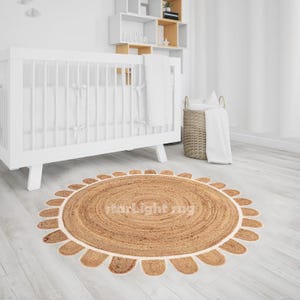 Indian Handmade Natural Round Jute Rug Bedside Round Rug Circle Rug New Home Gift Boho Home Decor Patio Rustic Round Rug Table Round Rug