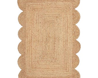 Handwoven Jute Scalloped Rug: Bohemian Christmas Decor