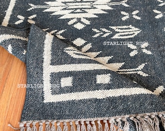 Hand Braided Wool Jute Rug: Traditional Indian Kilim Dhurrie