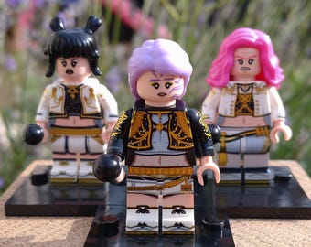 K-Pop demon hunters mini figures!