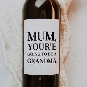 Pregnancy Announcement Wine Label - Promoted to Grandma - Grandparent Pregnancy Announcement Gift - Printable Baby Announcement for Mum