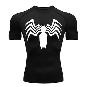 Venom Invincible-Kompressions-Shirt mit kurzen Ärmeln