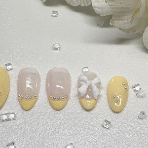 Pastel Yellow Coquette  Press On Nails - Gel-X