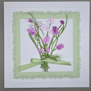 Geburtstagskarte 3D schlicht weiß handgemacht. Florales Motiv Blumenstrauß rosa pink mit Satinschleife, Schriftzug: Rahmen Happy