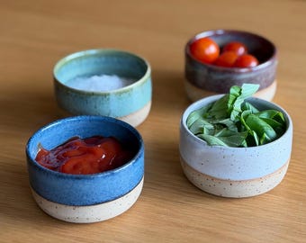 Small Handmade Condiment Bowl, Ceramic Sauce Dish, Minimalist Herb Spice Bowl, Stoneware Ring Trinket Dish, Artisan Tea-Light Candle Holder