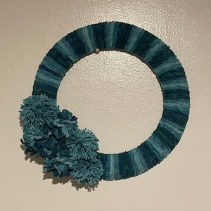 Personalized yarn wreaths