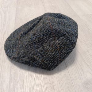 FAILSWORTH Harris Tweed Carloway Bakerboy Cap Grey Check. Harris Tweed cap.Timeless Tweed Flat Cap – Classic Handmade Wool Hat for Men