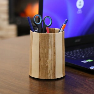 Handmade Oak Pen Holder: Wooden Desk Organizer