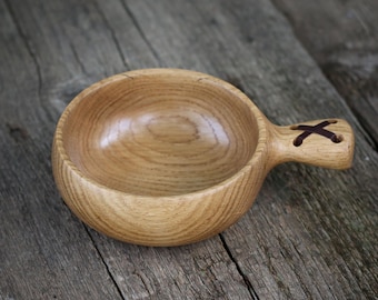 Handmade Oak Kuksa Cup – Wooden Scandinavian Mug with Leather Detail, 250ml