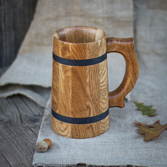 Handcrafted Oak Beer Mug: Rustic Wooden Tankard (600ml)