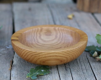 Oakwood Serving 7 inch Bowl: The Perfect Addition to Any Table