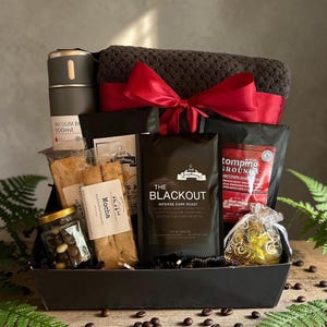 Java Lover’s Thermos Coffee Gift Set with Artisan Brew and Treats