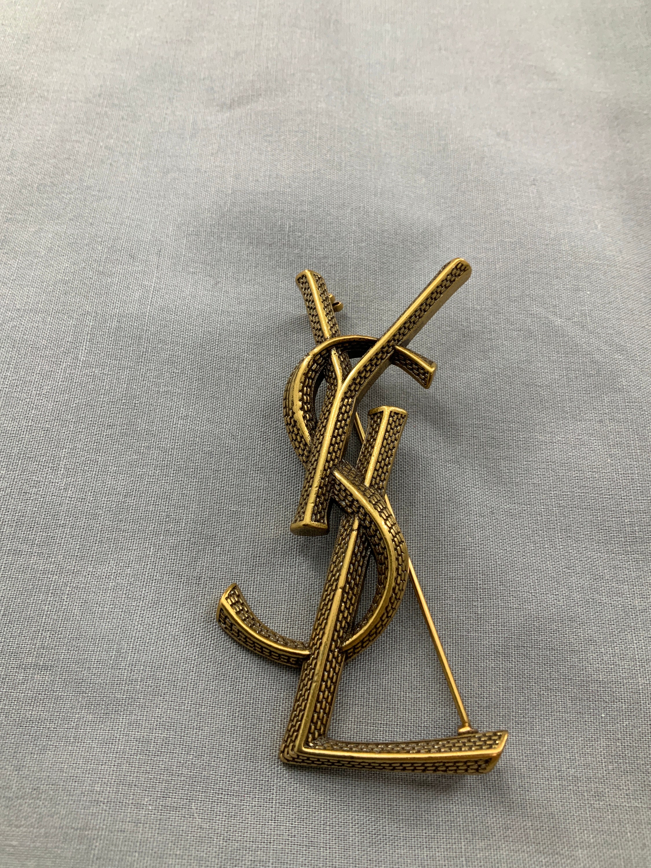 🌹New Vintage Yves Saint Laurent Pin Brooch Name Tag