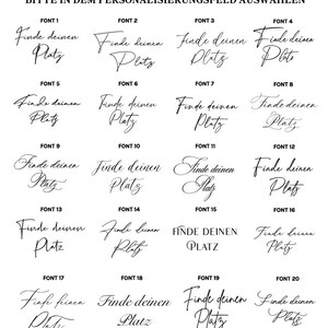 May include: A selection of 20 different font styles for personalized text. The fonts are displayed with the phrase "Finde deinen Platz" in each style. The text "GEW&Uuml;NSCHTE SCHRIFT F&Uuml;R NAMEN BITTE IN DEM PERSONALISIERUNGSFELD AUSW&Auml;HLEN" is at the top.