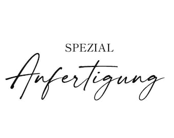 Pode incluir: Imagem a preto e branco com a palavra "SPEZIAL" acima da palavra "Anfertigung" em fonte cursiva. O texto está centrado num fundo branco.