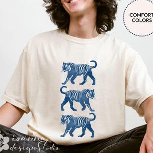 Comfort Colors Tiger Shirt, Trendy Vintage Animal Tiger tee, Animal Lover Gift, Minimalist Graphic t-shirt, birthday gift for women, men