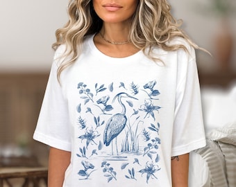 Great Blue Heron Bird Lover tshirt, Nature lover floral Botanical shirt, Birdwatching gifts for Mom, Gifts for girlfriend, Mothers day gift