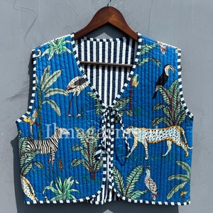 Women&#39;s  Cotton Quilted Short Sleeveless Jackets Coat, Cotton Hand Screen Jangle Print Women Vest Coat  Boho Jacket, Gifts for Girlfriend