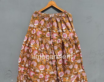 Handgemaakte katoenen maxirok: boho-jurk met bloemenblokprint