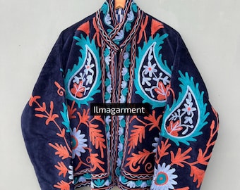 Handgjord Suzani broderad sammetskappa | Boho blommig jacka
