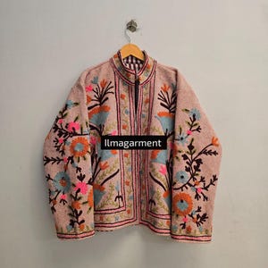 Veste en coton Suzani faite main : manteau court en laine brodée