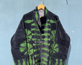 Chaqueta bordada de terciopelo negro hecha a mano: diseño floral unisex de peces