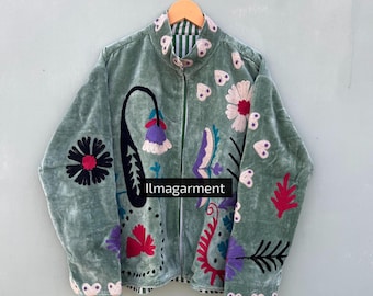 手刺繍のベルベットスザニジャケット：ボヘミアンフローラルコート