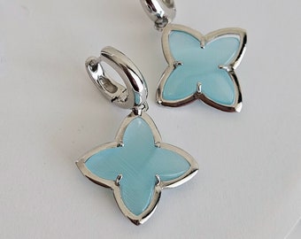 Boucles d'oreilles créoles en forme d'étoile avec quartz oeil carré Beau bleu, argent 925 rhodié, trèfle fleur de trèfle aqua calcédoine cyan celeste