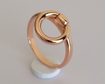 Bague boucle, huggie fin avec oeillet rond, argent 925 plaqué or rose 18Kt, ancre design, petit cheval rosé discrètement unique