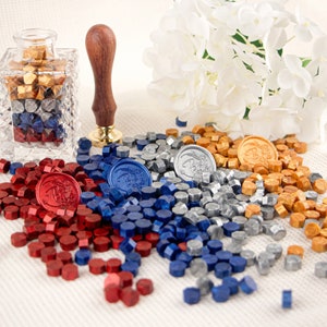 Perles de cire pour tampons à cacheter, sacs de 100 pièces de cire à cacheter, plus de 120 couleurs de perles de cire de qualité supérieure, granulés de cire, fonte de cire, perles de cachet de cire