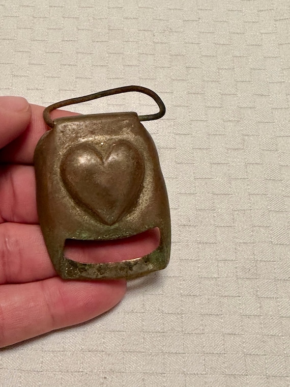 Vintage Brass Heart Shaped Horse Harness Tack Bri… - image 1