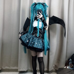 Miku Cosplay Kostüm, ein voller Satz von Waschbär-Thema Body in Zusammenarbeit mit einem kleinen Teufel-Design Bild 4