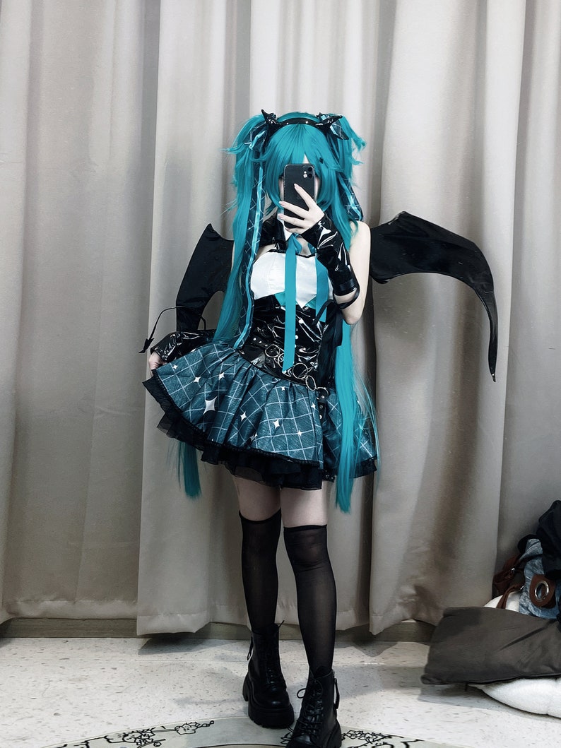 Miku Cosplay Kostüm, ein voller Satz von Waschbär-Thema Body in Zusammenarbeit mit einem kleinen Teufel-Design Bild 4