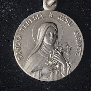 Silver pendant of Saint Therese of the Child Jesus