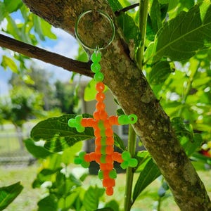 Bead Critterz - Neon pony bead lizard keychain
