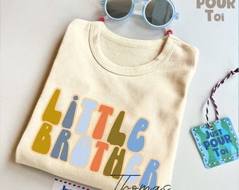 Gepersonaliseerde Little Bro T-shirt - Franse broer of zus natuurlijke baby Tee - Zwangerschap onthullen shirt - schattig naam shirt