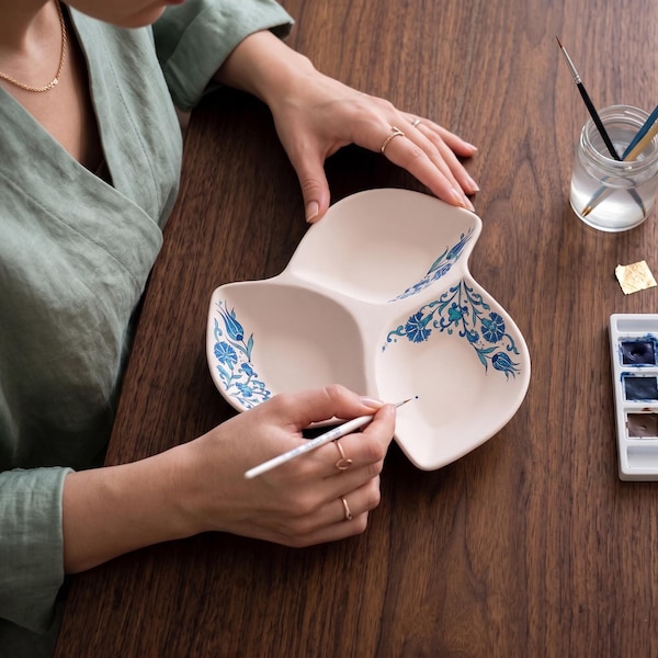 Paint Your Own Pottery - Keramische Bisque Clover Snack Bord: 8" DIY Pottery Painting