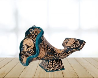 Turquoise Ceramic Gramophone Speaker: Vintage Home Decor