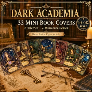 Peut inclure: Un ensemble de 32 couvertures de mini-livres à l'échelle 1:6 et 1:12 sur le thème Dark Academia. Les couvertures présentent des illustrations détaillées de personnages comme un oracle, un astronome et un maître des potions, avec du texte doré.