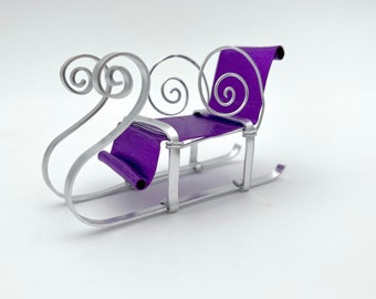 Sleigh Christmas decoration, color purple-silver