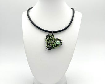 Necklace Curly Heart Black-Green with original Swarovski Stone Green