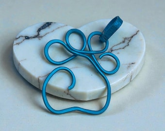 Pendant, paw print, turquoise